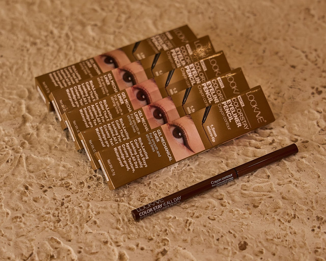 Eyeliner pencil waterproof