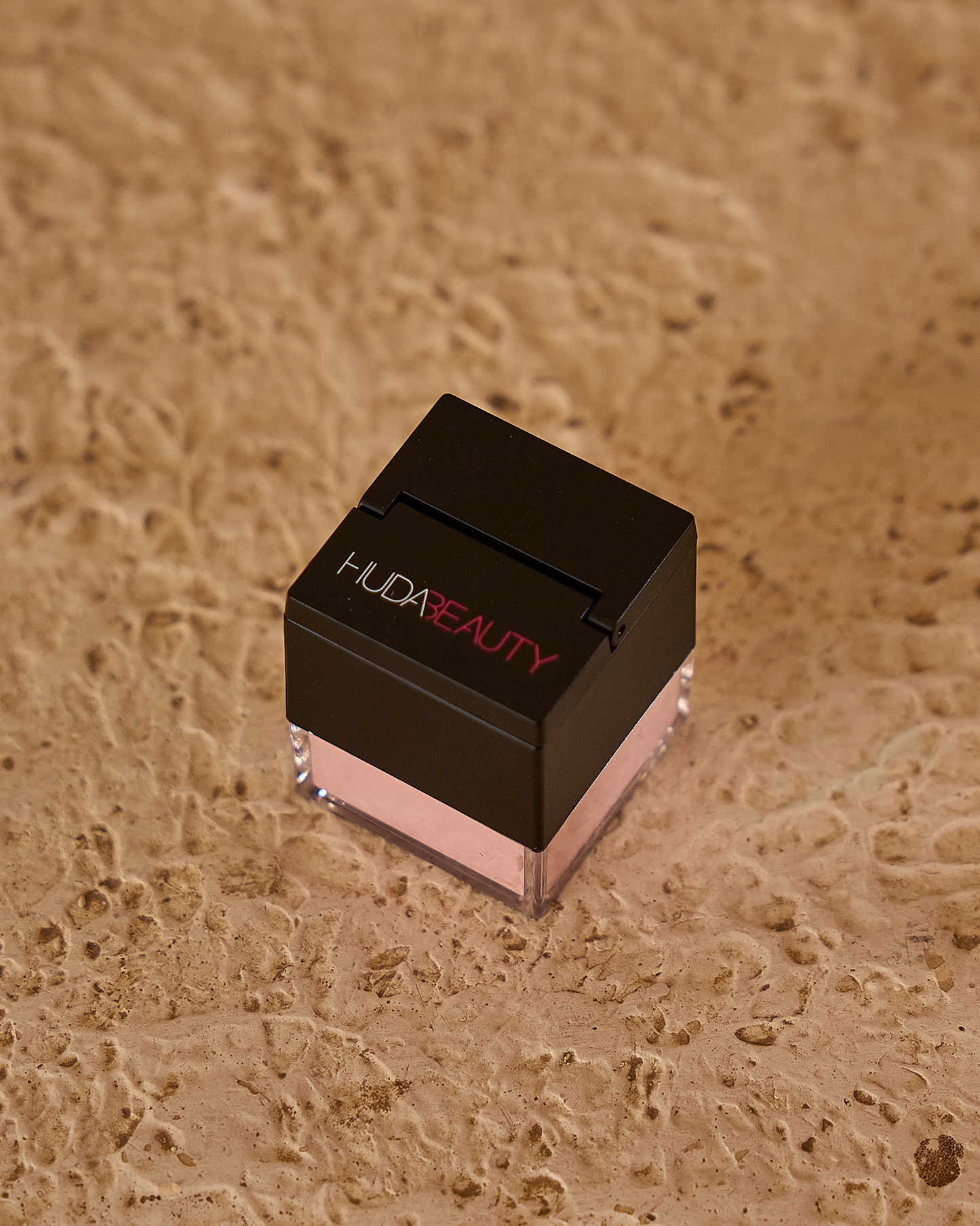 Huda Beauty Mini Easy Bake Loose Baking & Setting Powder - 6g