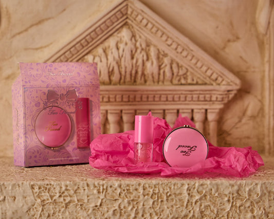 Too Faced - Dream A Little Dream Makeup Gift Set